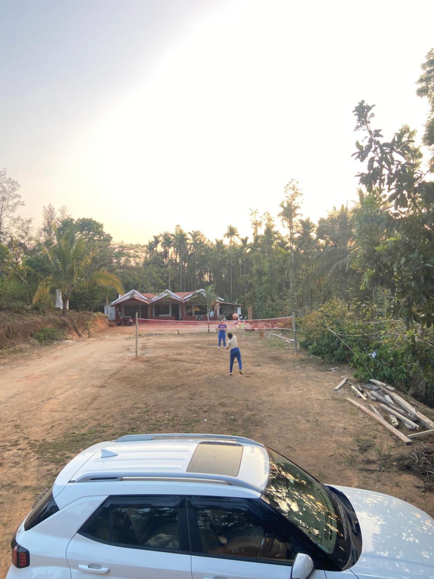 Koodige Stays Mudigere ภายนอก รูปภาพ
